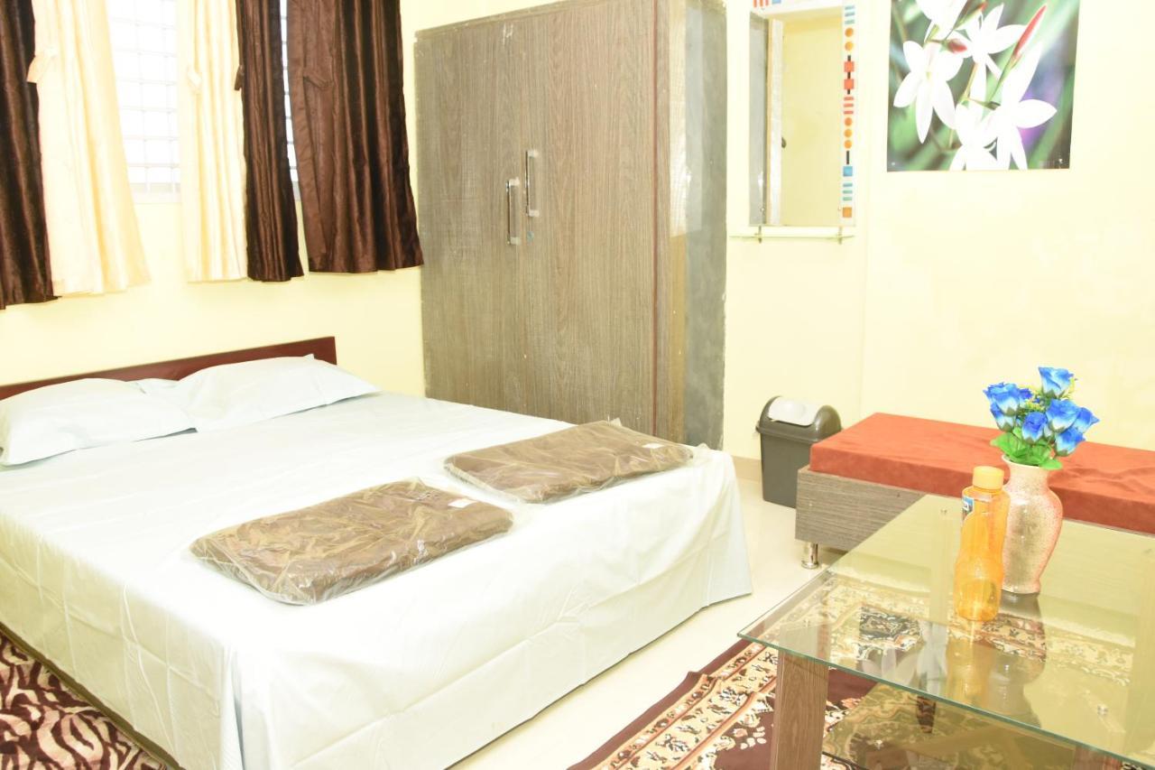 דהרוואד H P Homestay מראה חיצוני תמונה